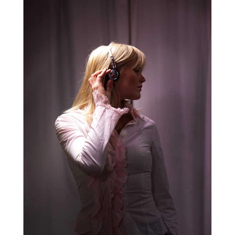 Mondo By Defunc langattomat around-ear kuulokkeet